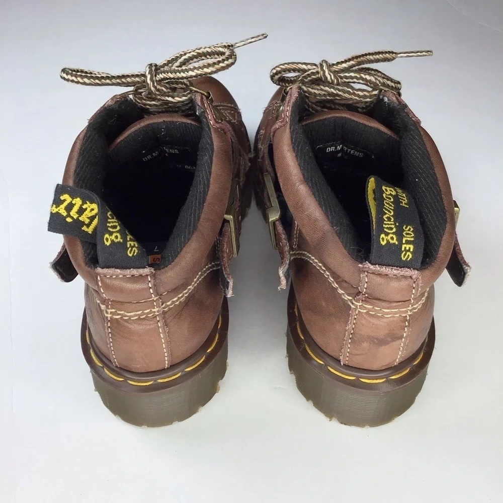 Vintage Made in England 9946 Doc Marten Brown Leather Criss Cross Boots Size 7.